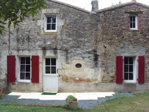 Gite Le Puy Rabasteau Hotel Chantonnay Exterior foto